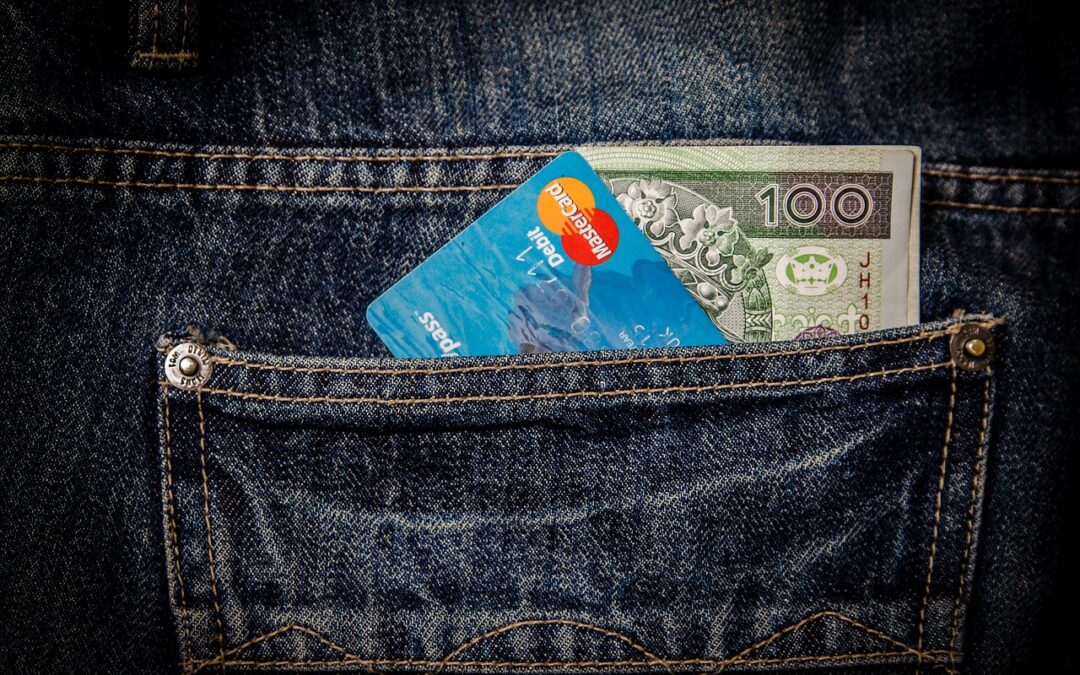 Tips Aman Bertransaksi Menggunakan e-Wallet